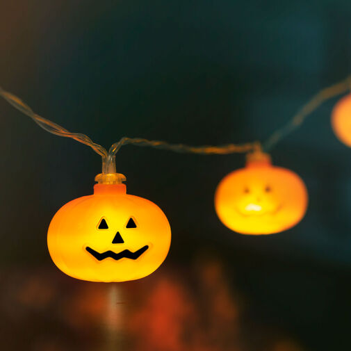 56528 • Halloween-i LED-es fényfüzér - tök - 10 LED - 2 x AA - 1,35 m